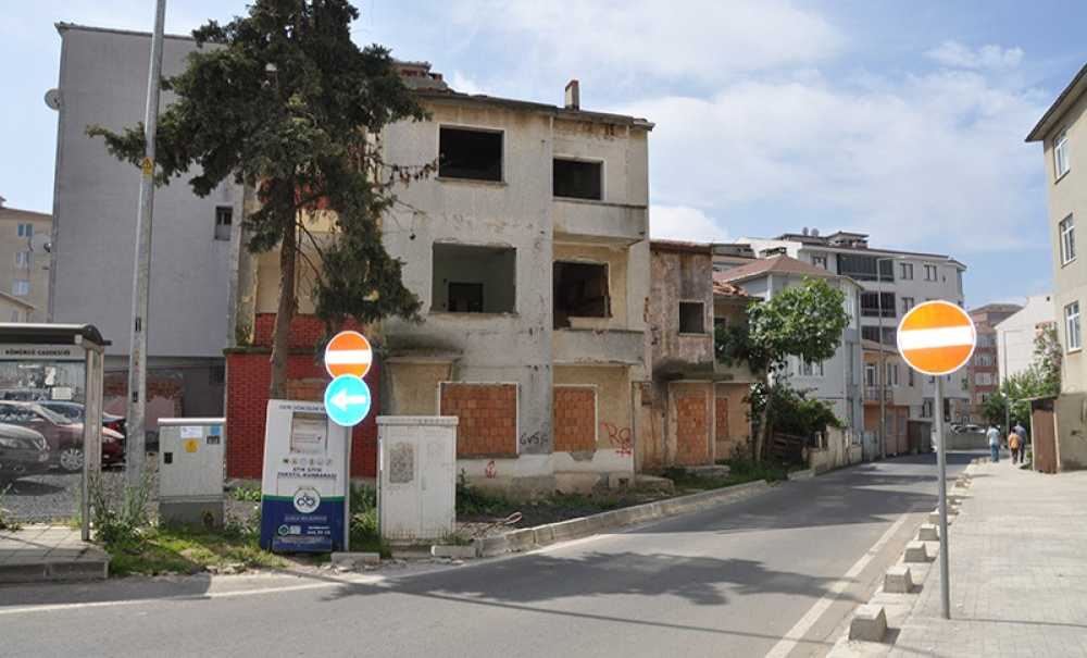 Metruk Bina Yine Tehlike Saçıyor!