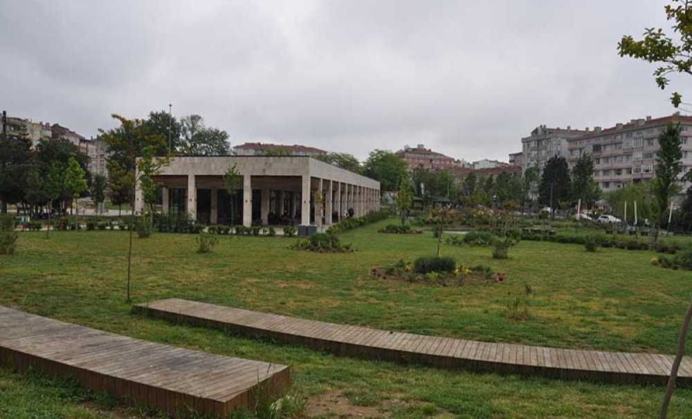 Millet Bahçesi'nin Devri Neden Yapılmıyor?