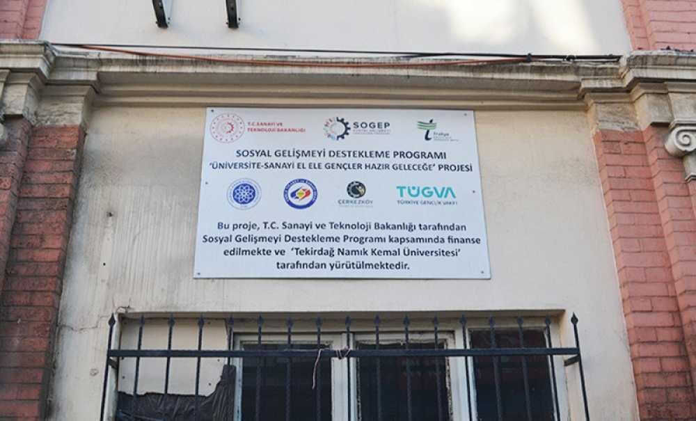 Proje Fes Edi̇li̇nce Bi̇na Yi̇ne Atil Kaldi