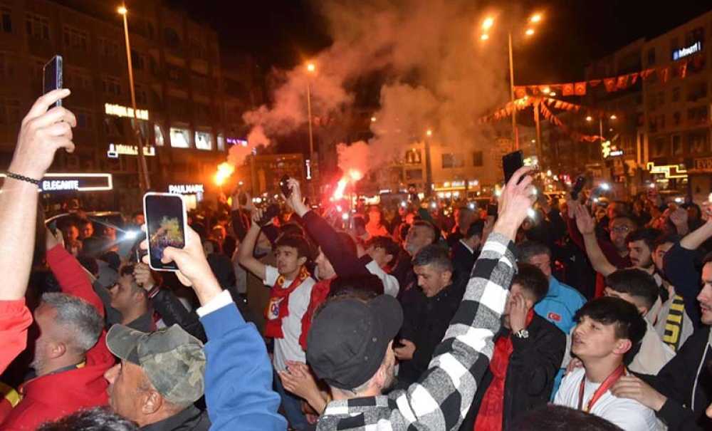 18 Yıllık Özlem Bitti, 3'Üncü Ligdeyiz