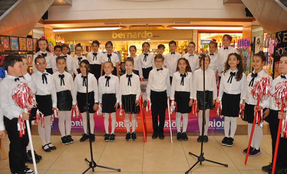 ‘Sevgi Temalı' Sergi Büyük Beğeni Topladı