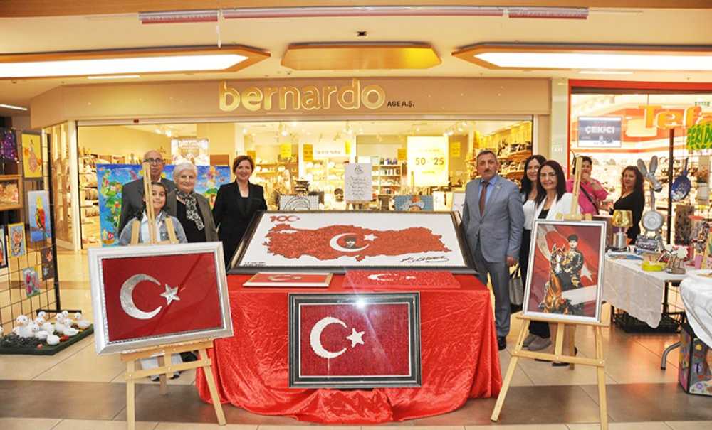 ‘Sevgi Temalı' Sergi Büyük Beğeni Topladı