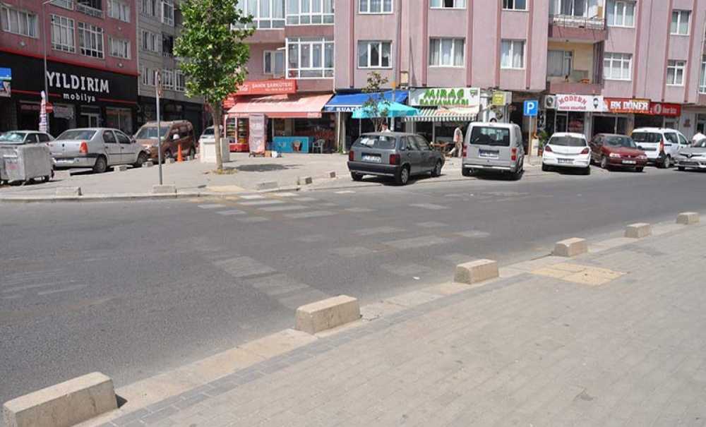 Yaya Geçidi Ve Durağa Tepki