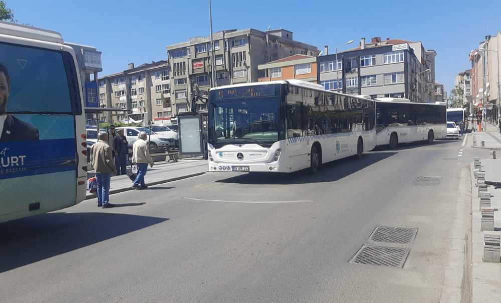 Otobüsler Yine Tıklım Tıklım