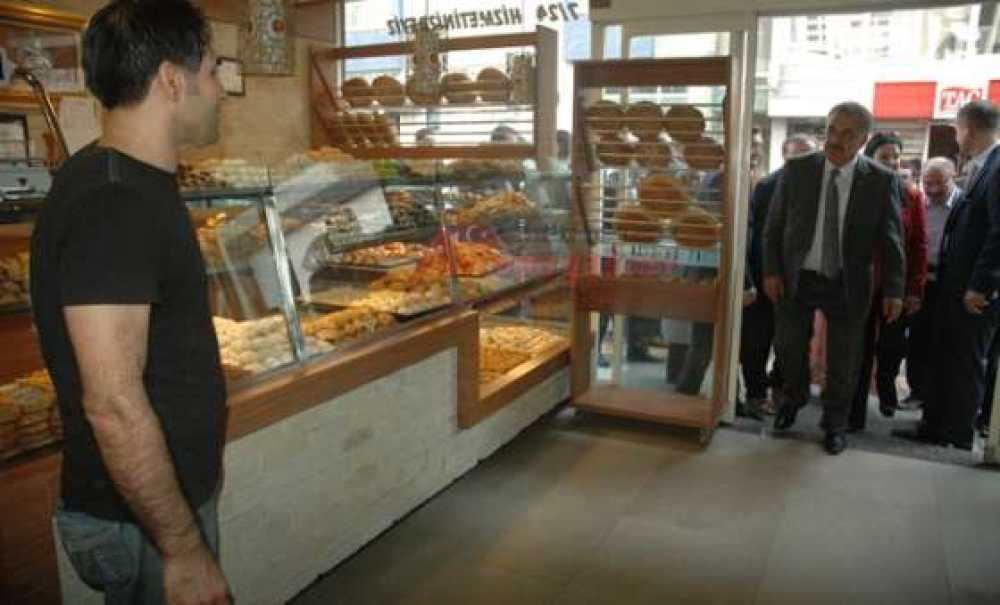 Bakan Yazıcı`dan Esnaf Ziyareti