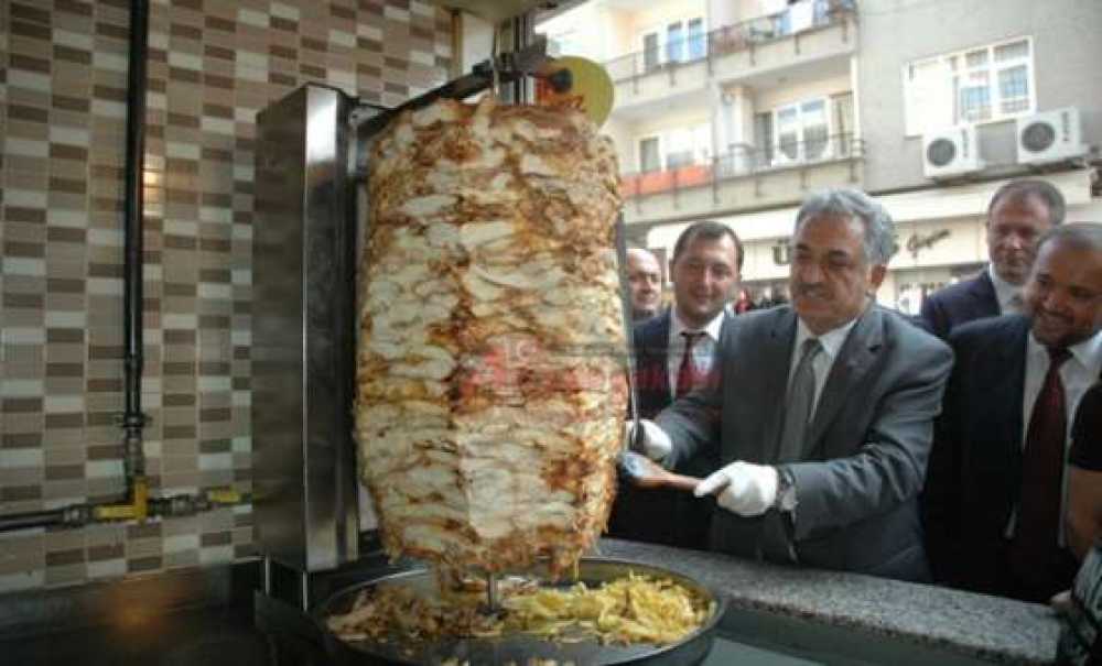 Bakan Yazıcı`dan Esnaf Ziyareti