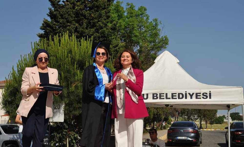 Yüksekokulda Mezuniyet Heyecanı Yaşandı