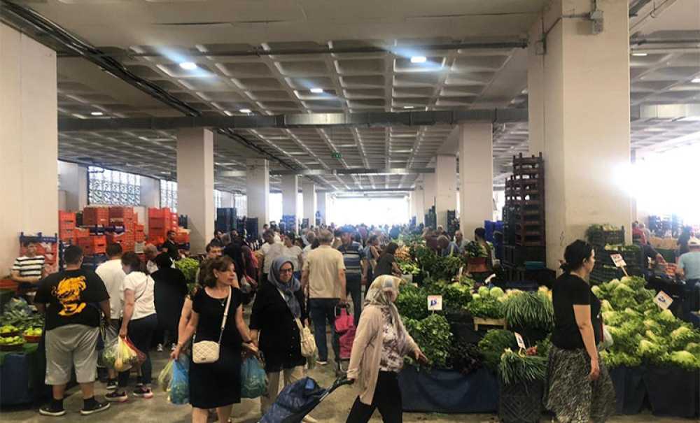 Pazarda Bayram Yoğunluğu