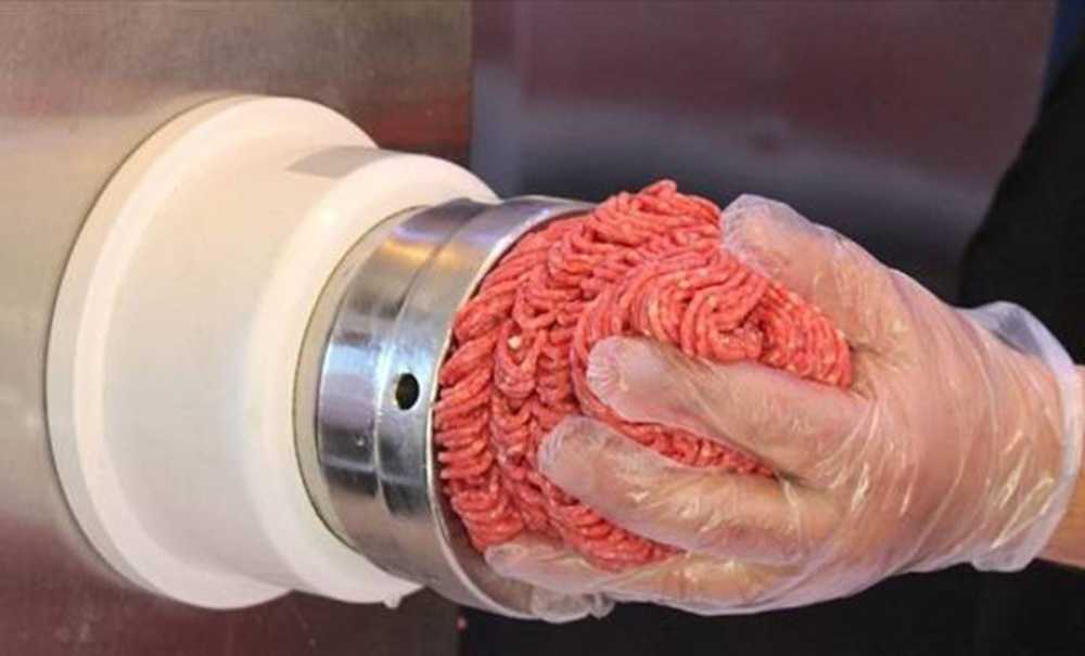 Kurbanlık Etlerin Bir Kısmı Kıyma Oldu