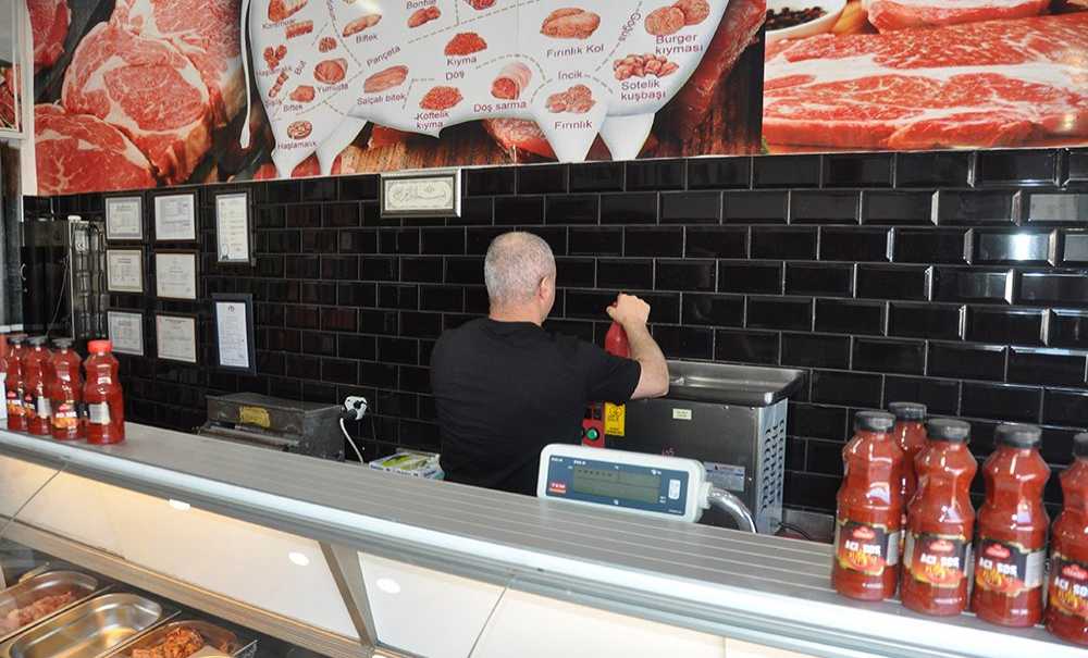 Kurbanlık Etlerin Bir Kısmı Kıyma Oldu