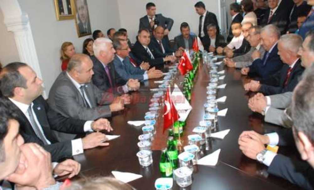 Ergene`de Siyasi Partiler Bayramlaştı