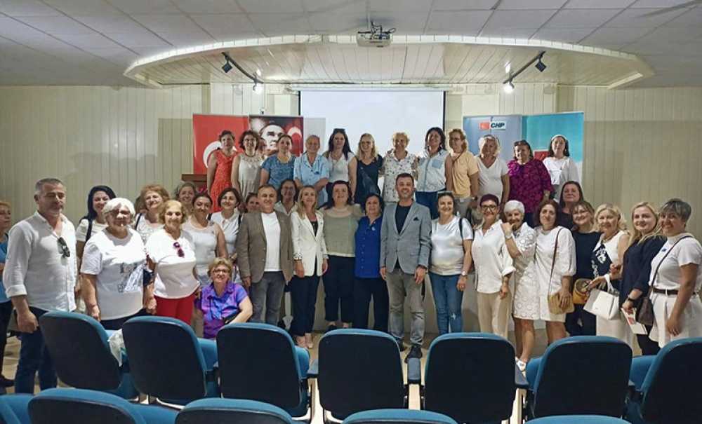 Chp Kadın Kolları Seçimini Yaptı