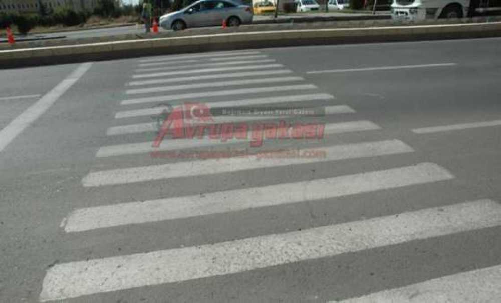 Omurtak Caddesi`nde Yaya Geçitlerinin Yeri Değiştirildi