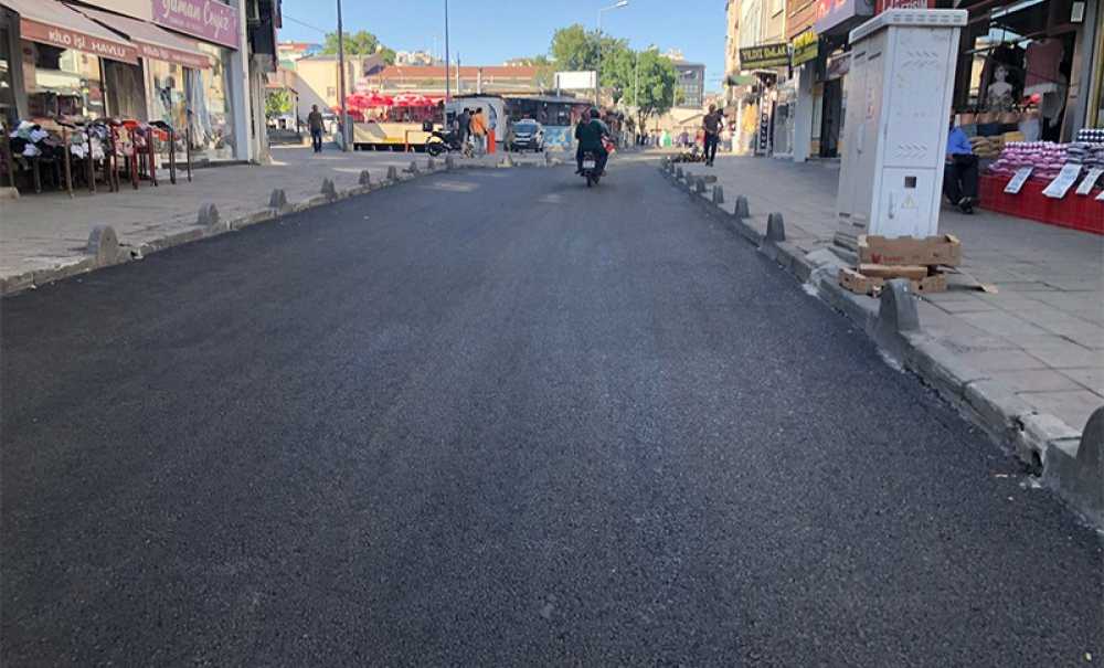 Mandıracı Caddesi'nin Asfaltı Tamamlandı