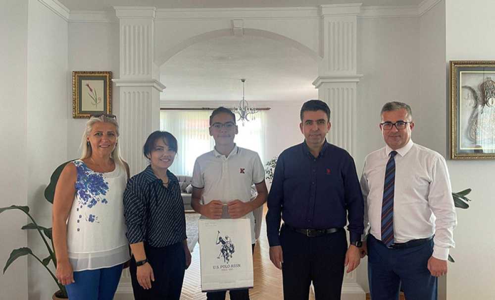 Lgs Şampiyonları Kaymakam Eren İle Buluştu