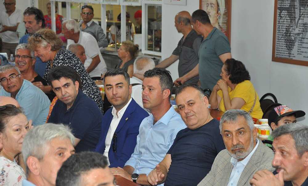 Aşure Programında Birlik Mesajları