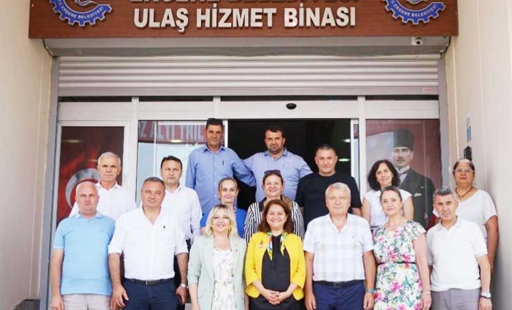 Çorlulu Muhtarlar Başkan Topak'ı Ziyaret Etti