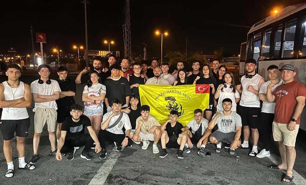 Turnuvada Demir Dojo Altın Kemerin Sahibi Oldu