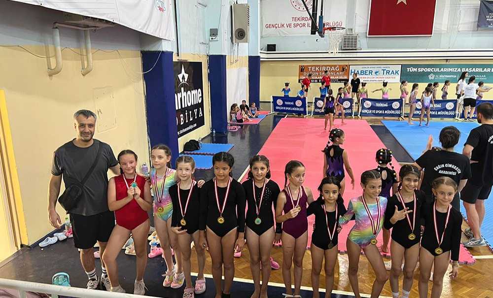 Minikler Jimnastik Şenliği Ödül Töreni İle Sona Erdi