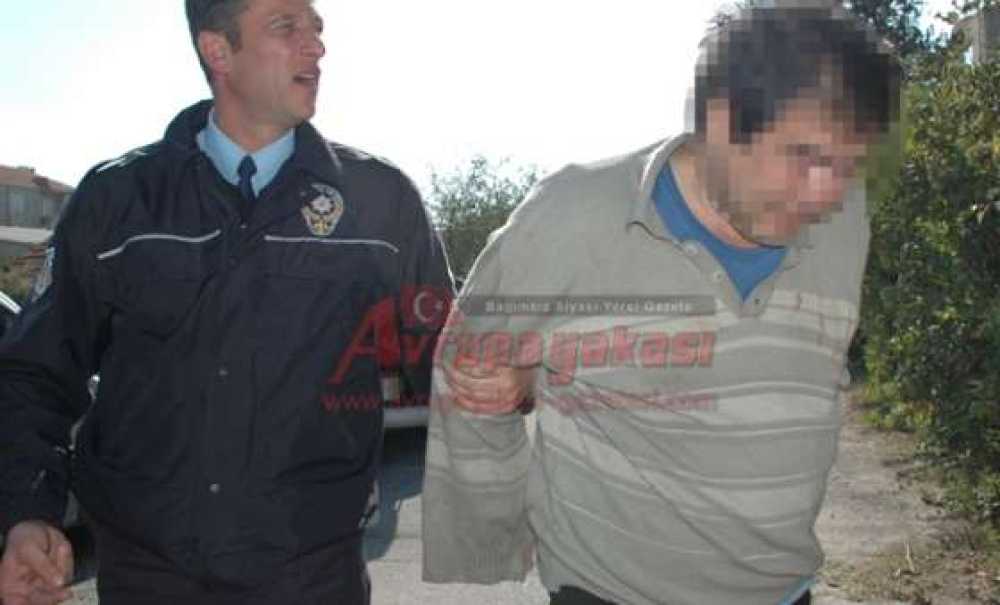 Ailesini Bıçaklayan Kişi Hastaneye Sevk Edildi