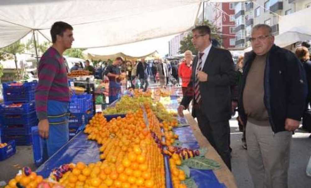 Gönüllerde Taht Kuruyor