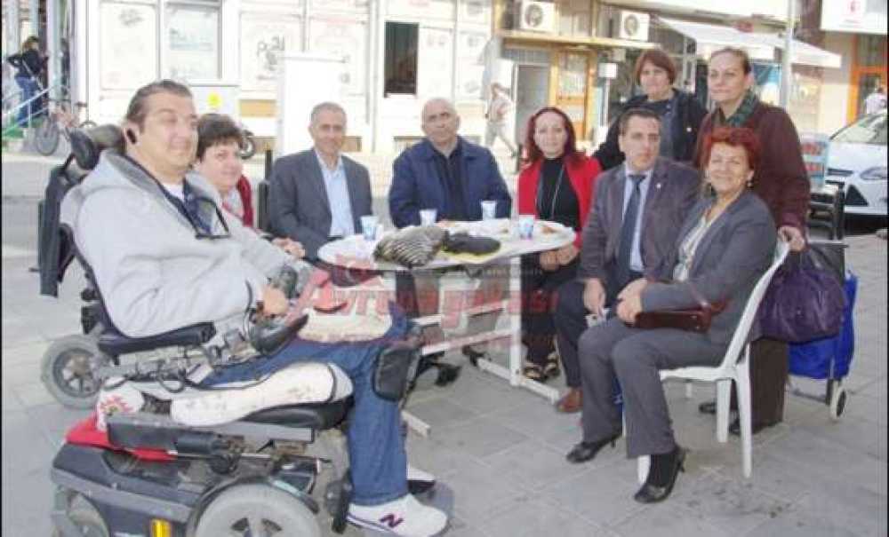 Prof. Dr. Dodurka`dan Engelliler Yararına Açılan Kermese Ziyaret