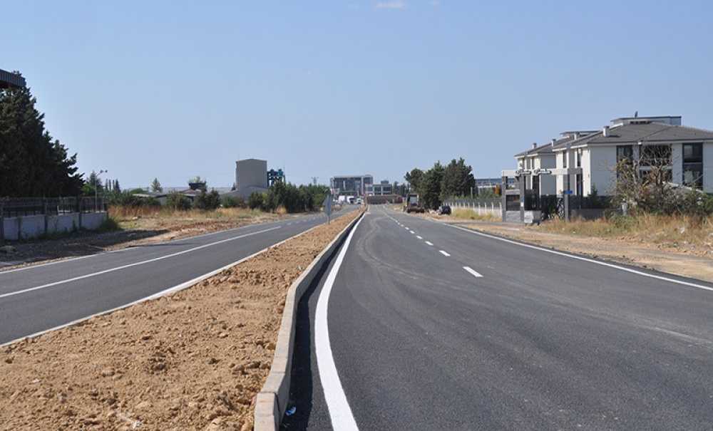 2 Km'lik Yolun 400 Metresi Asfaltlandı