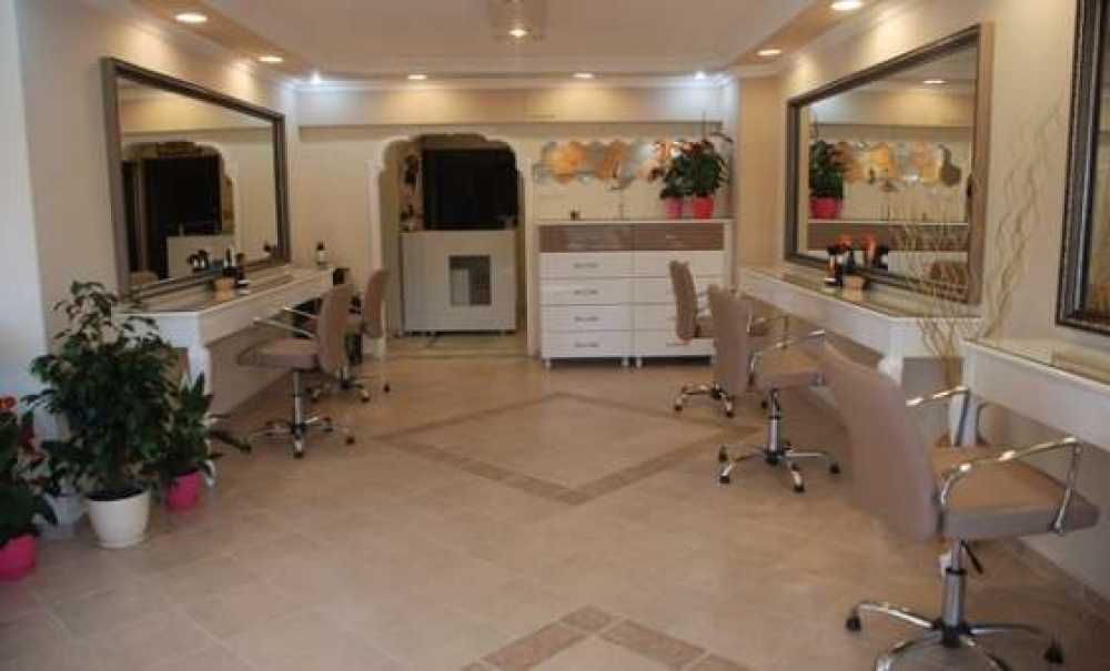 Babadan Oğula Kuaförlük Sanatı Lena Kuaför Adıyla Çorlu'da