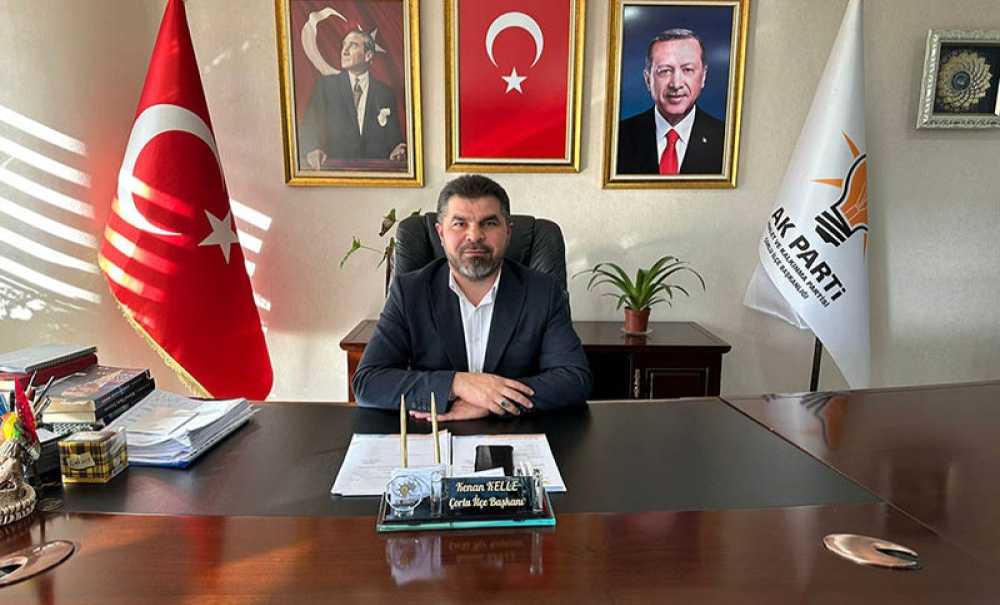 Ak Parti'de İstifa Depremi