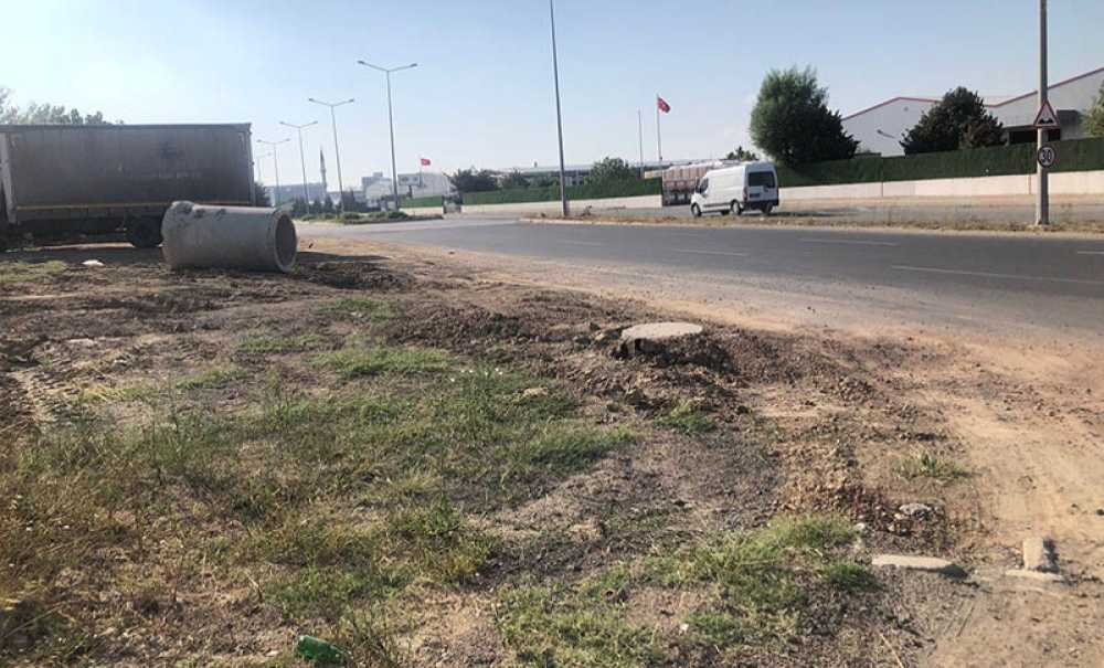 Bülent Ecevit Bulvarı Hizmet Bekliyor