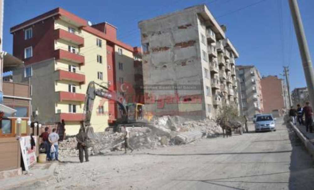 Hurdacılar 1 Polisi Yaraladı