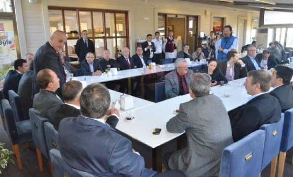 Ak Parti'nin Yeni İlçe Başkanı Ömer Tüfekçi Basınla Buluştu