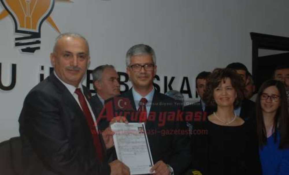 Ak Parti`nin İlk Aday Adayı Hakan Sunal Oldu