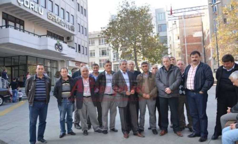 Minibüsçüler Karar Bekliyor