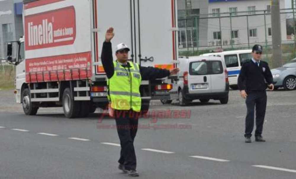 Çorlu Emniyetinden Trafik Ve Asayiş Uygulaması