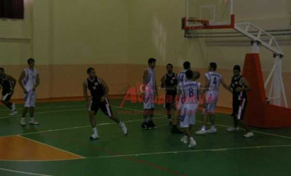 Çorlu Belediyesi Ligdeki İlk Maçını Kaybetti