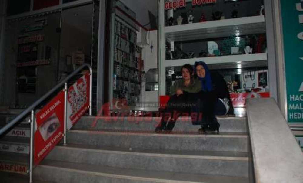 Elektrik Kesintisi Çorlu`yu Karanlıkta Bıraktı