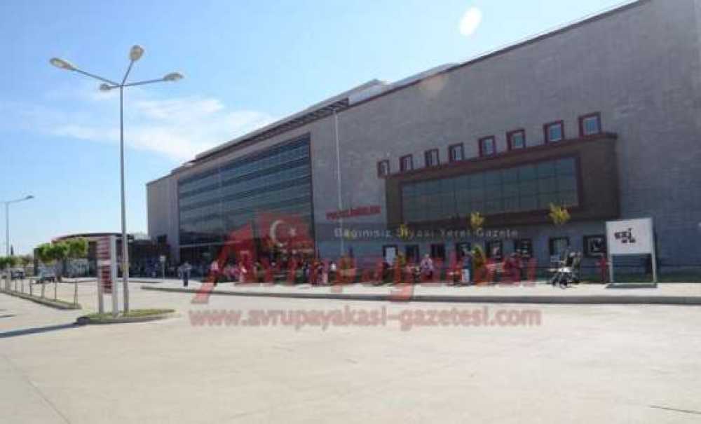 Grevdeki İşçilerden Çorlu'da Oturma Eylemi