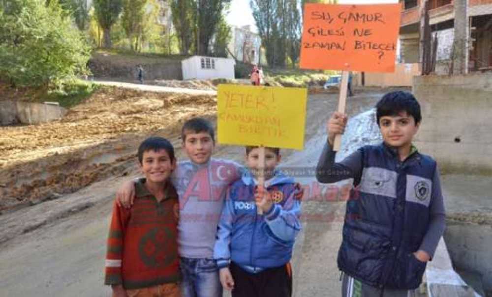 Su Ve Çamur İsyanı