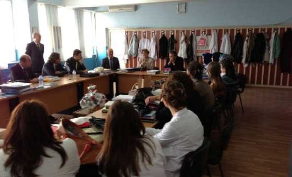 Kaymakam Kızıltoprak`ın Eşi İlke Kızıltoprak`tan Okul Ziyareti