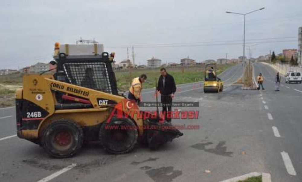 Bülent Ecevit Bulvarı'na Asfalt