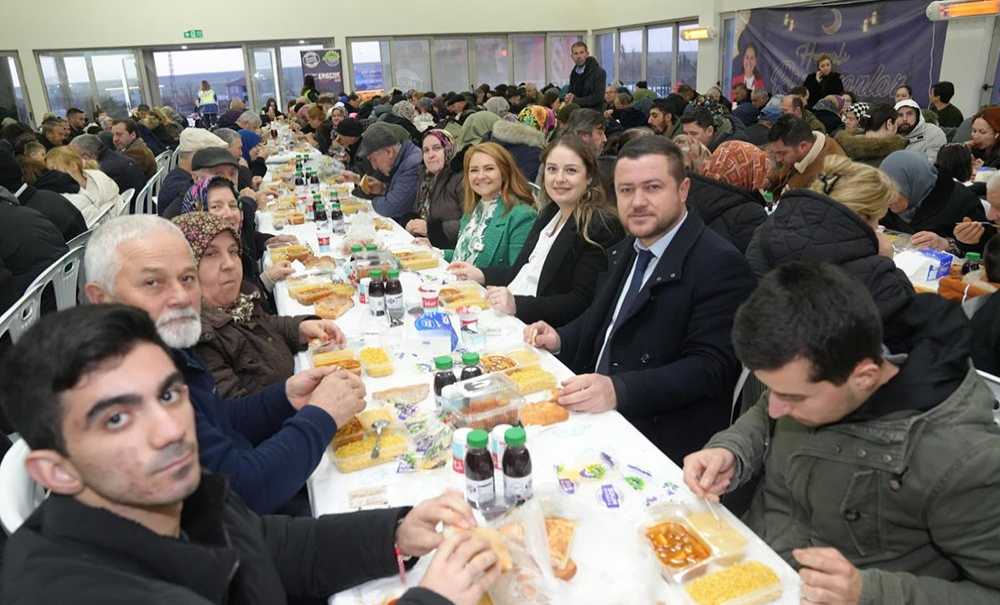 Ramazan Coşkusu Esenler Mahallesinde Yaşandı!