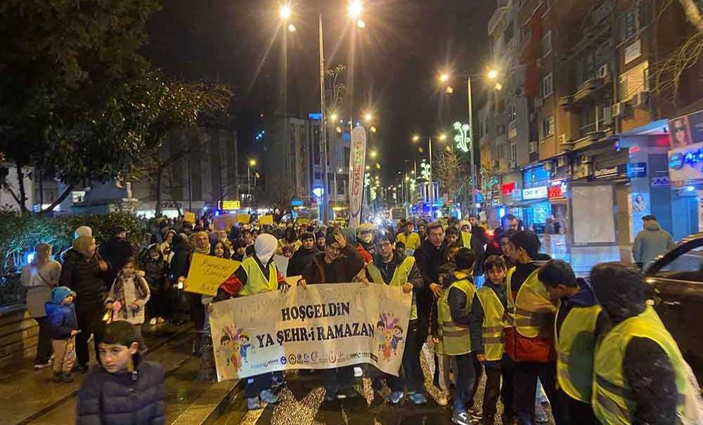 Ramazan Öncesi Fener Alayı Yürüyüşü Düzenlendi