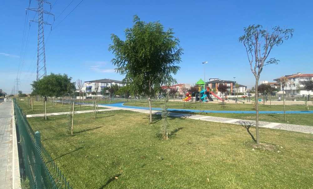 Rumeli Mahallesi'ndeki Parkın Bakımı Dikkat Çekiyor