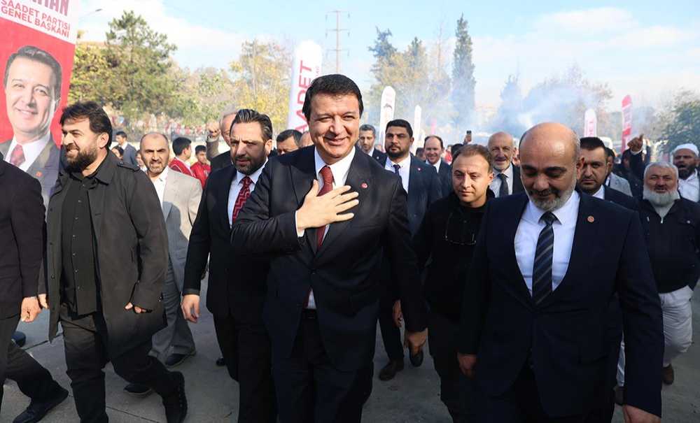 Saadet Parti̇si̇'nden Coşkulu Kongre