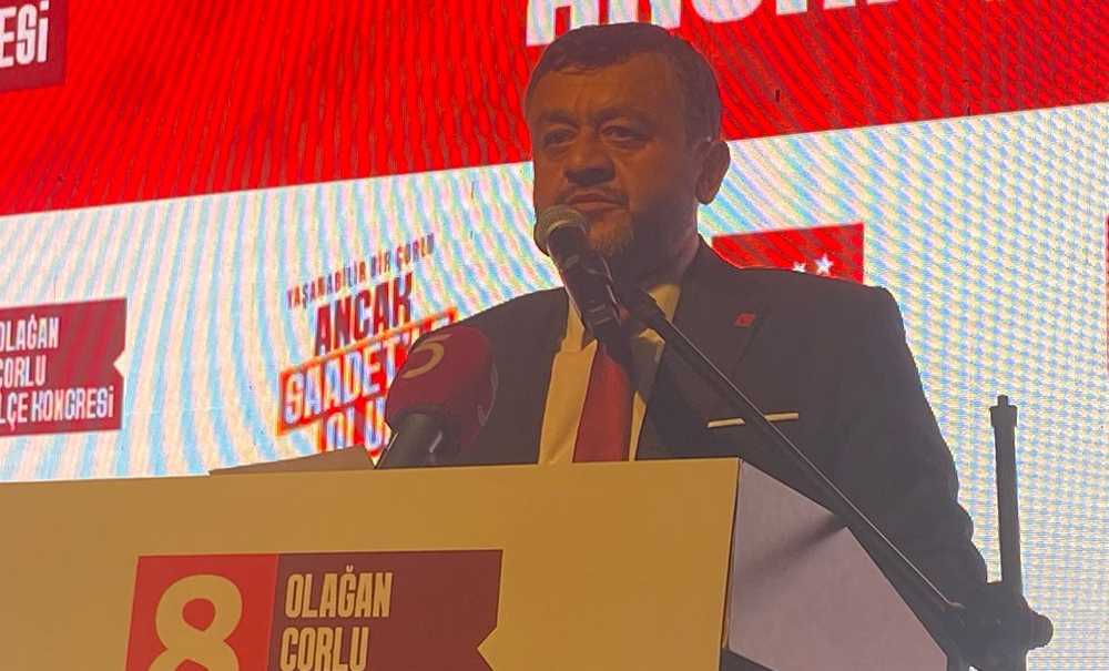 Saadet Parti̇si̇'nden Coşkulu Kongre