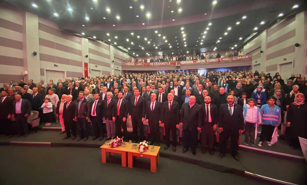 Saadet Parti̇si̇'nden Coşkulu Kongre
