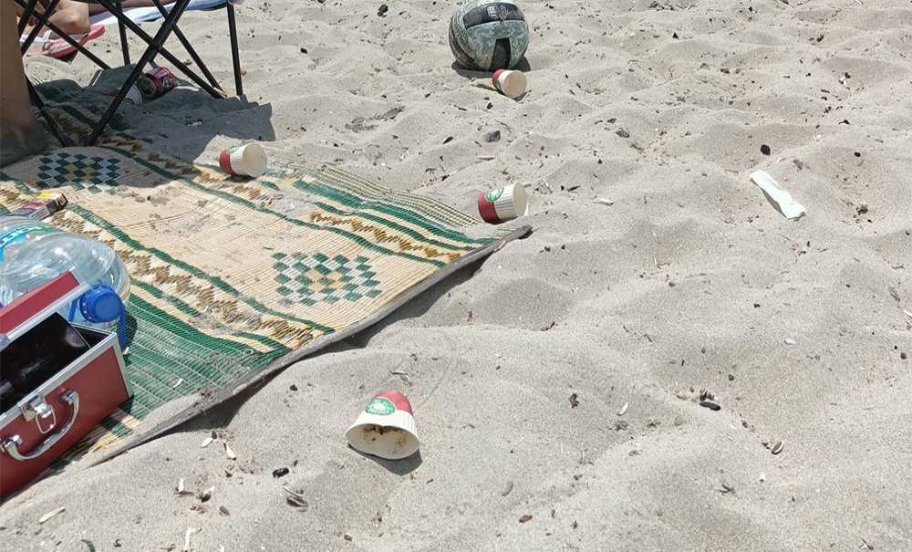 Sahil Ve Piknik Alanlarında Çöp Eksik Olmuyor
