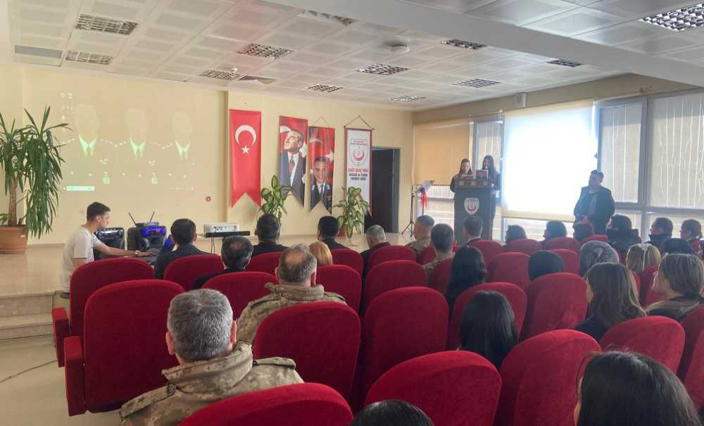 Şehit Ulaş Türk İçin Anma Töreni Düzenlendi