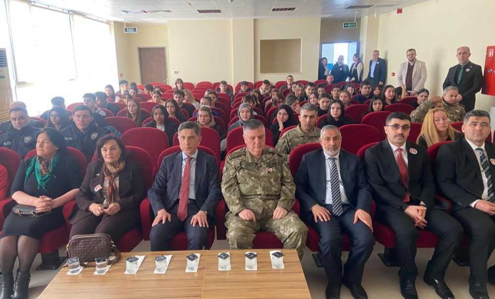 Şehit Ulaş Türk İçin Anma Töreni Düzenlendi